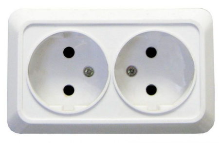 Розетка откр.установки 2-мест б/з белая Октава IEK